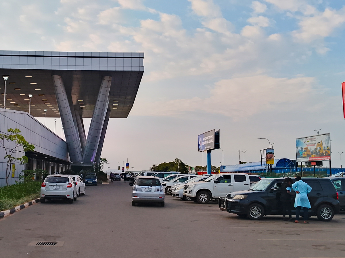 Entebbe Airport Car Rental 24/7 vehicles ready for pickup